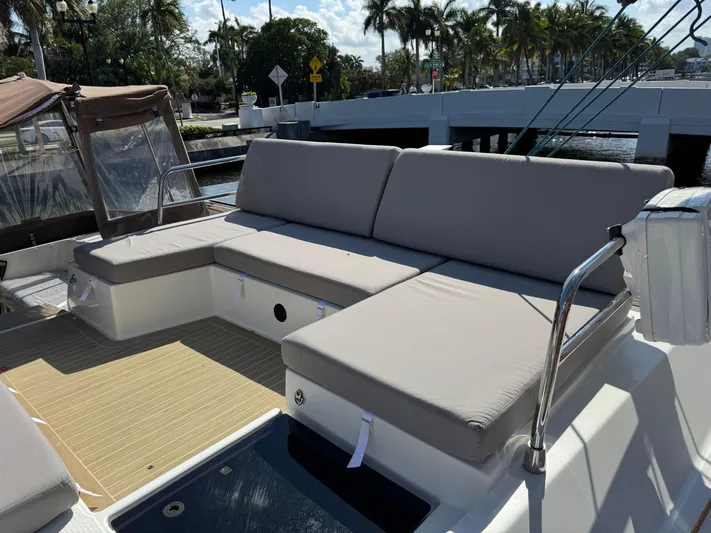 Solmate Yacht Photos Pics 
