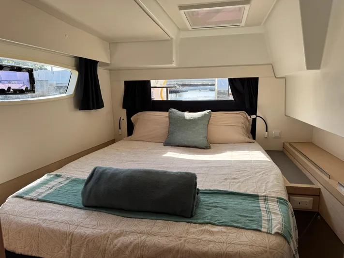 Solmate Yacht Photos Pics 