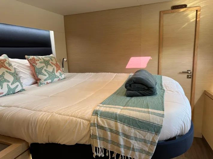 Solmate Yacht Photos Pics 