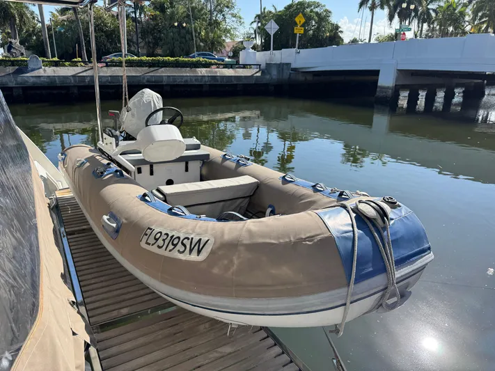 Solmate Yacht Photos Pics 