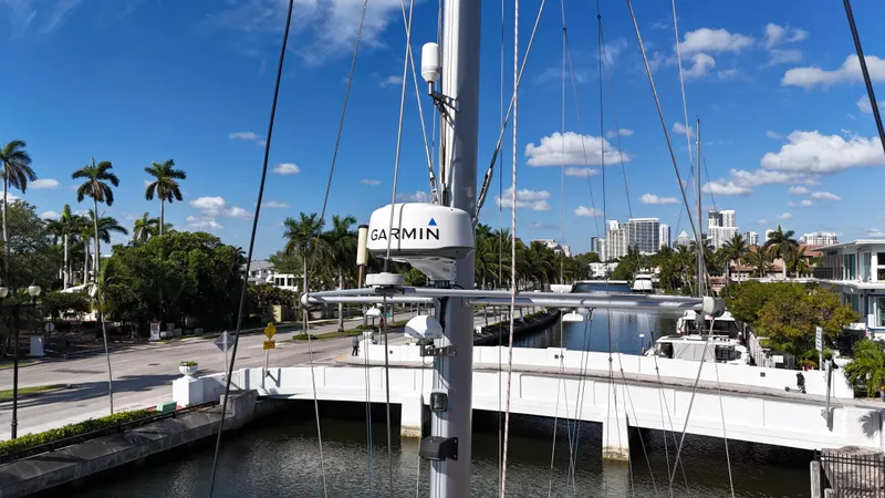 Solmate Yacht Photos Pics 