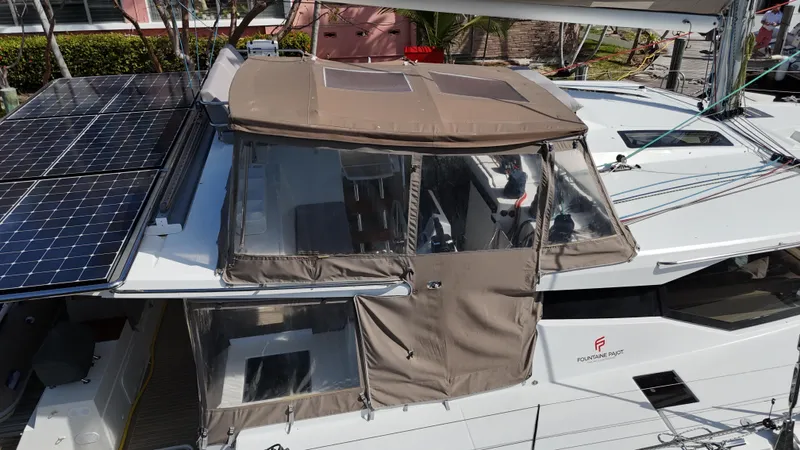 Solmate Yacht Photos Pics 