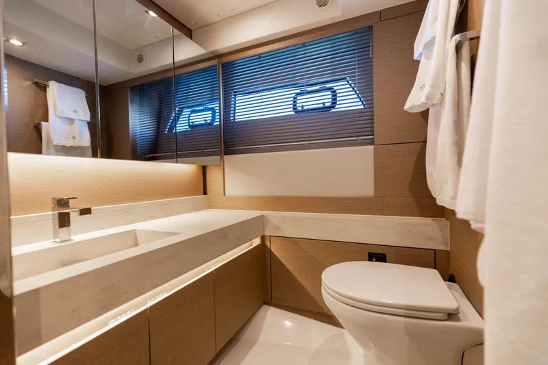 Ss Belle Vie Yacht Photos Pics 2024 Prestige 520 Fly- SS BELLE VIE- Master Head