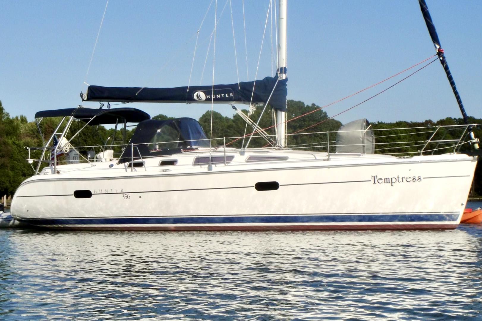 hunter 356 yacht