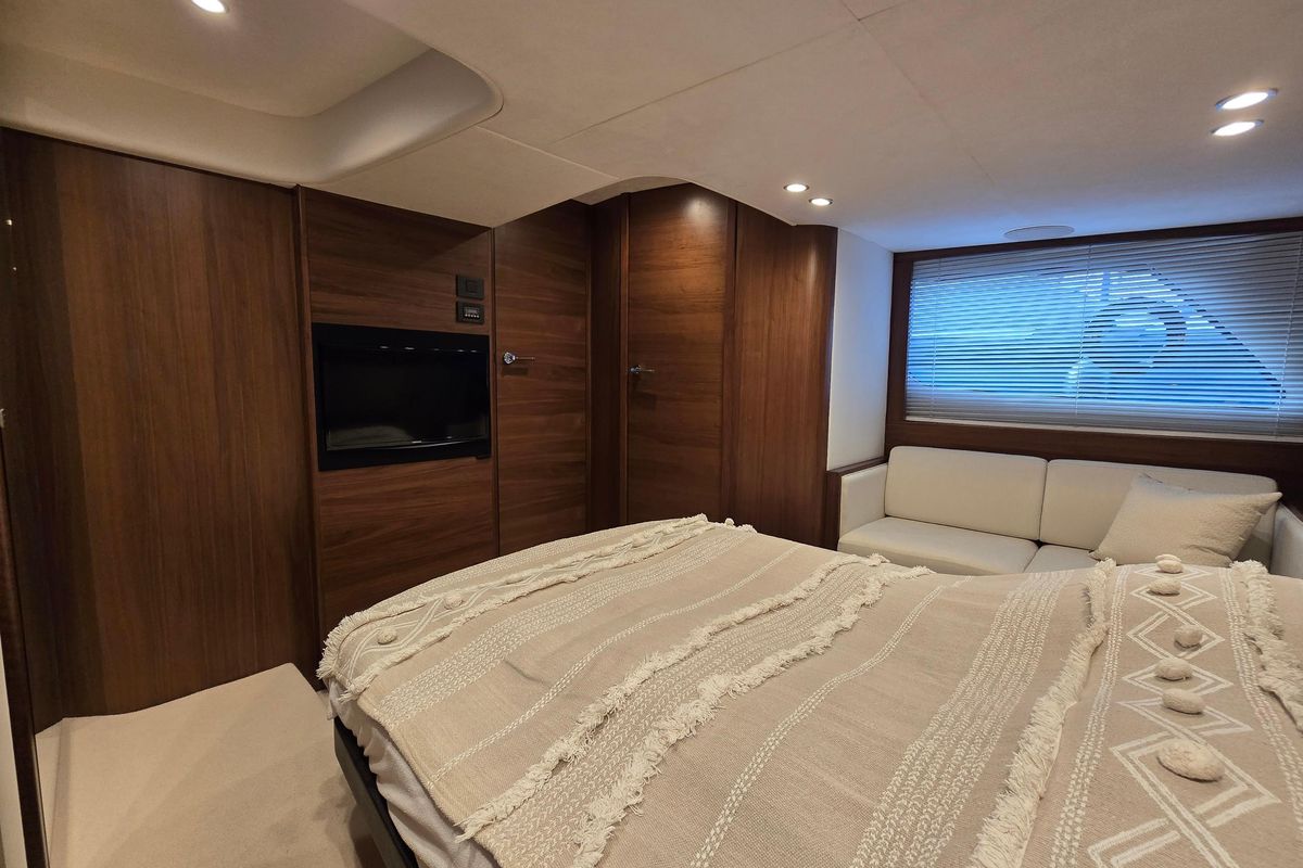 2014 Princess 51 