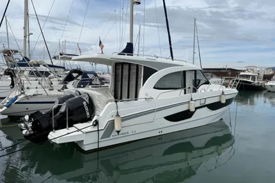 2021 Beneteau Antares 11 OB