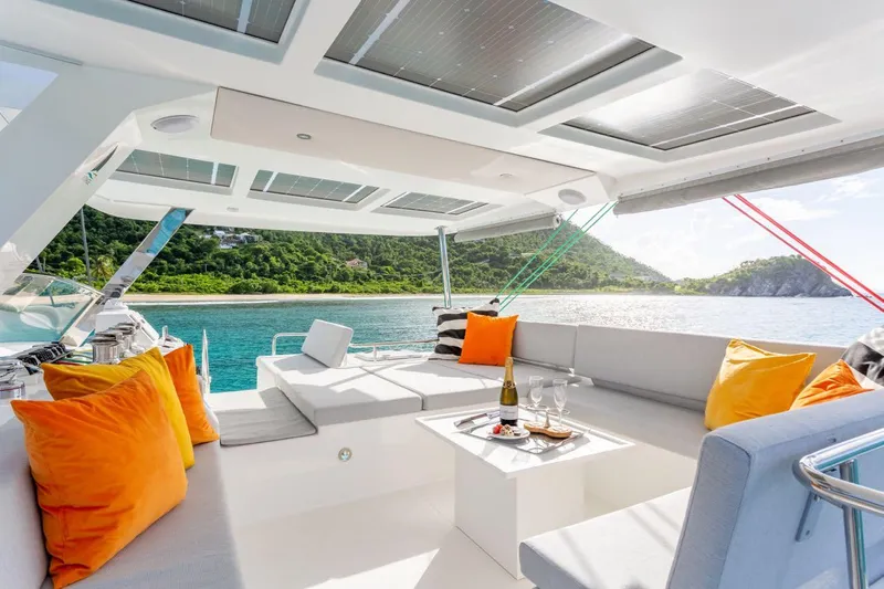 Summer Breez Yacht Photos Pics 