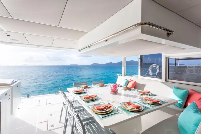 Summer Breez Yacht Photos Pics 