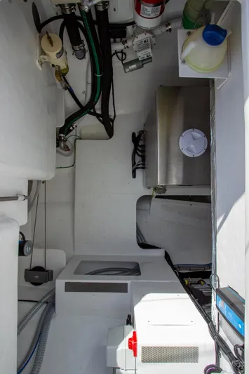 Summer Breez Yacht Photos Pics 