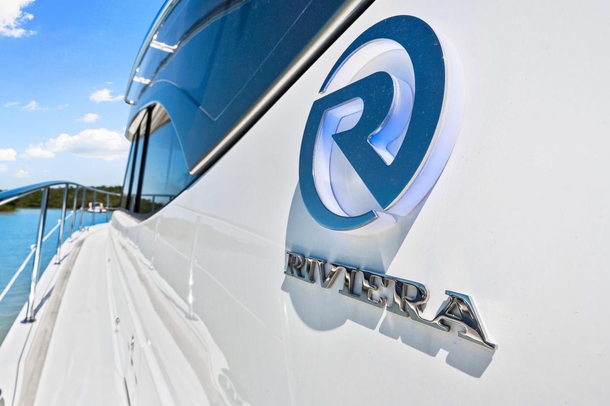 2022 Riviera 54 