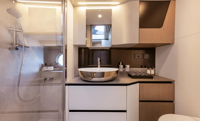 Absoulte 48 Coupe Yacht Photos Pics ABSOLUTE 48 COUPE