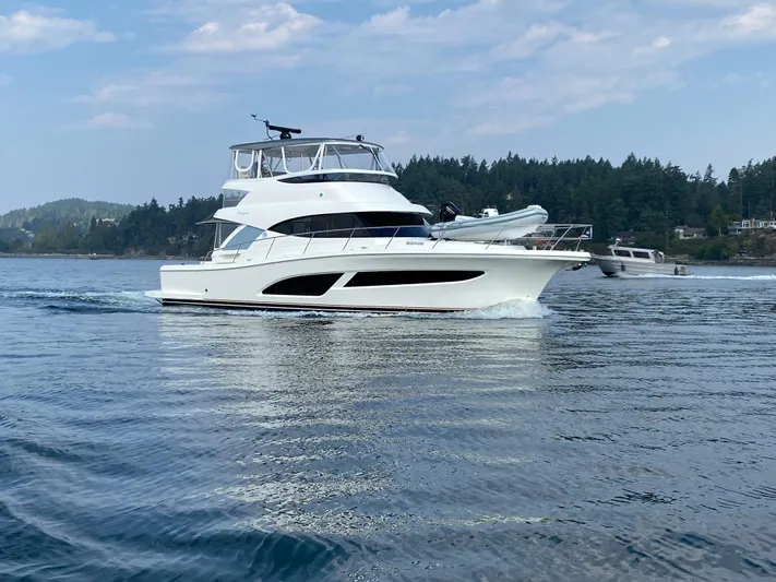 Kula Yacht Photos Pics 