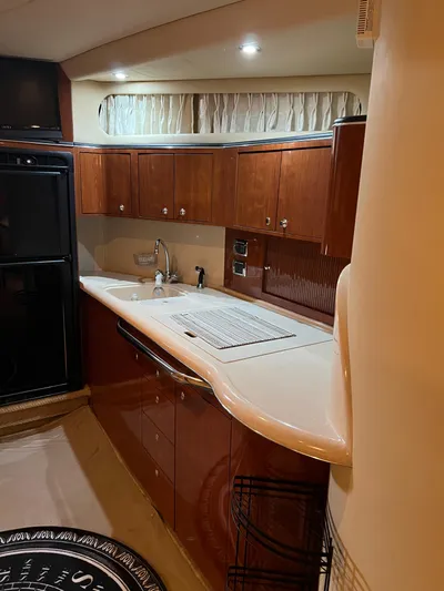 Water We Thinking Yacht Photos Pics Salon