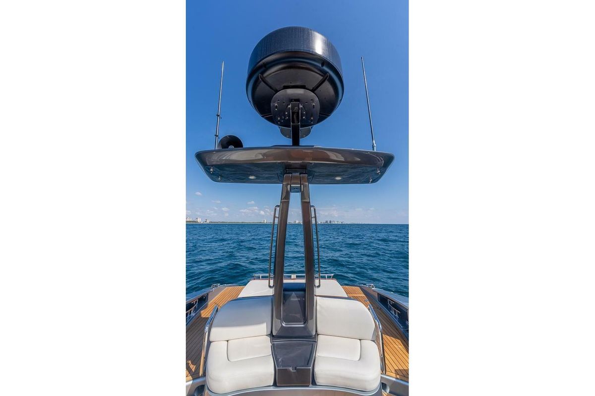 2014 Riva 63 