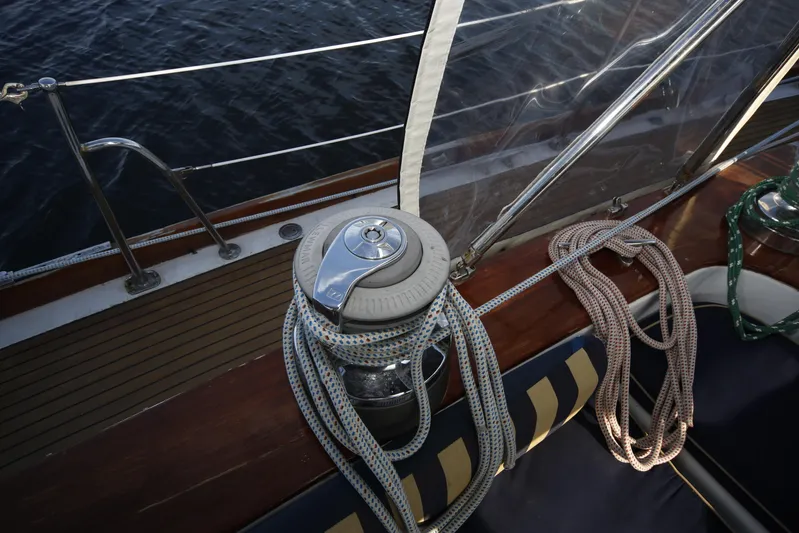 Independence Yacht Photos Pics Deck of 1981 Gulfstar 60 CC sailboat with winch and ropes.
