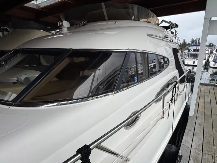 High Sierra Yacht Photos Pics 