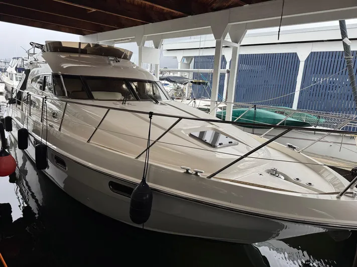 High Sierra Yacht Photos Pics 