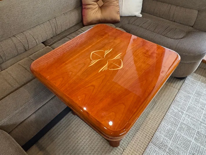 High Sierra Yacht Photos Pics 