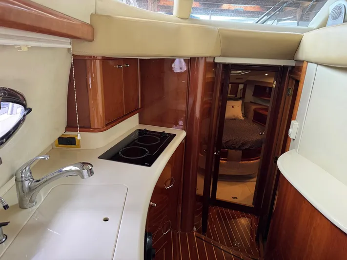 High Sierra Yacht Photos Pics 