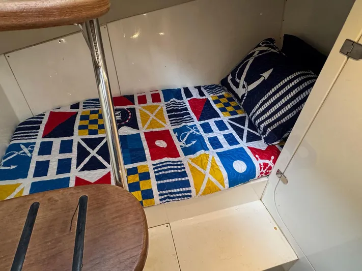 High Sierra Yacht Photos Pics 