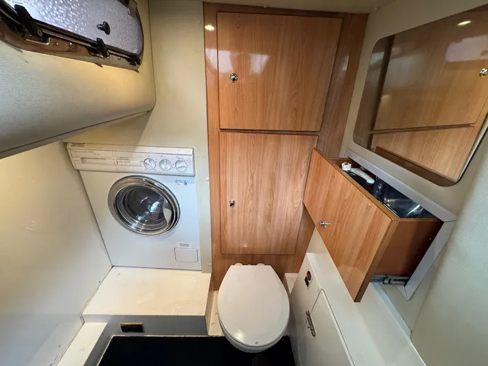 High Sierra Yacht Photos Pics 