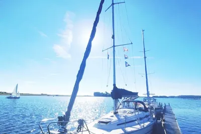2002 Bavaria 32