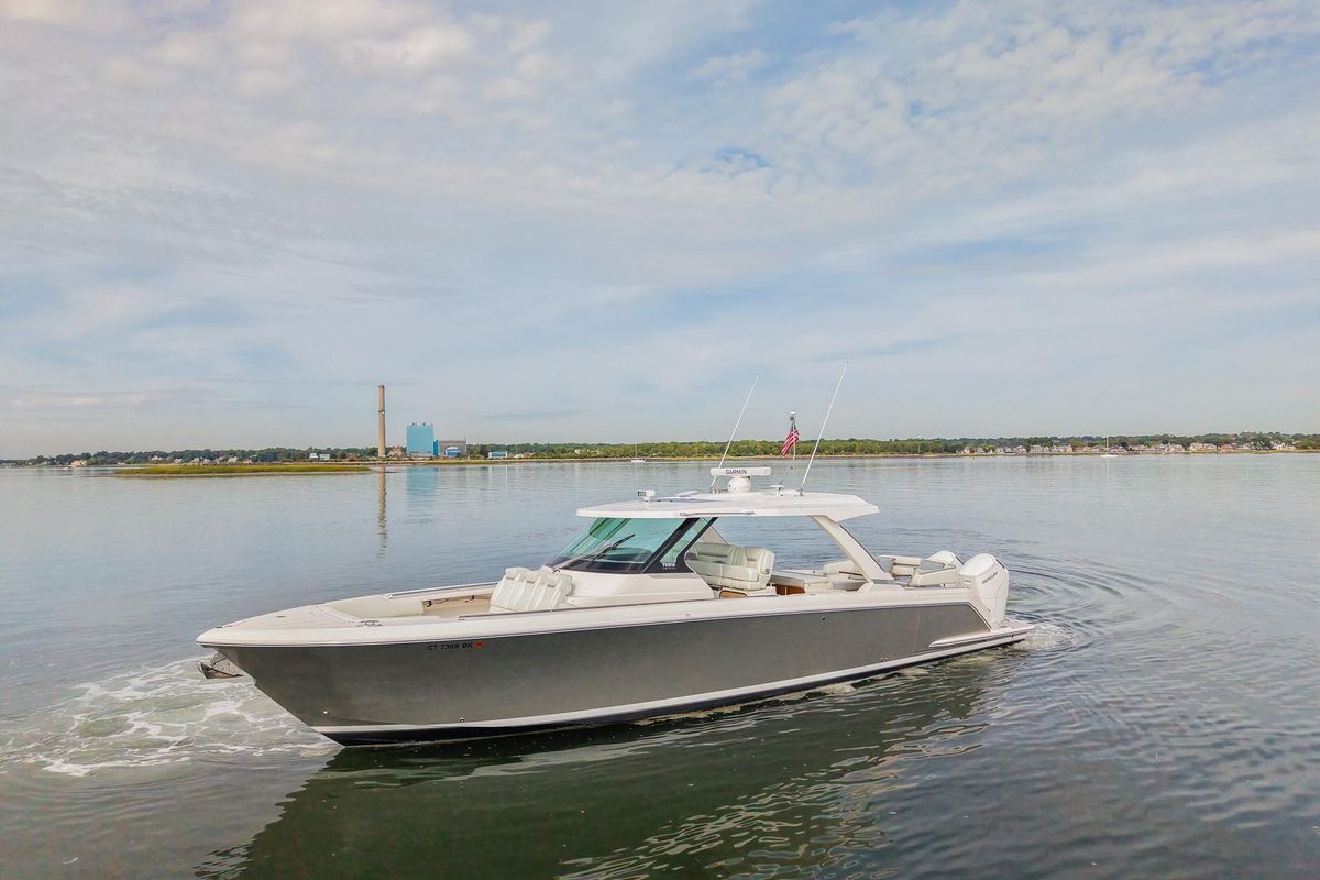2025 Tiara Yachts 43 