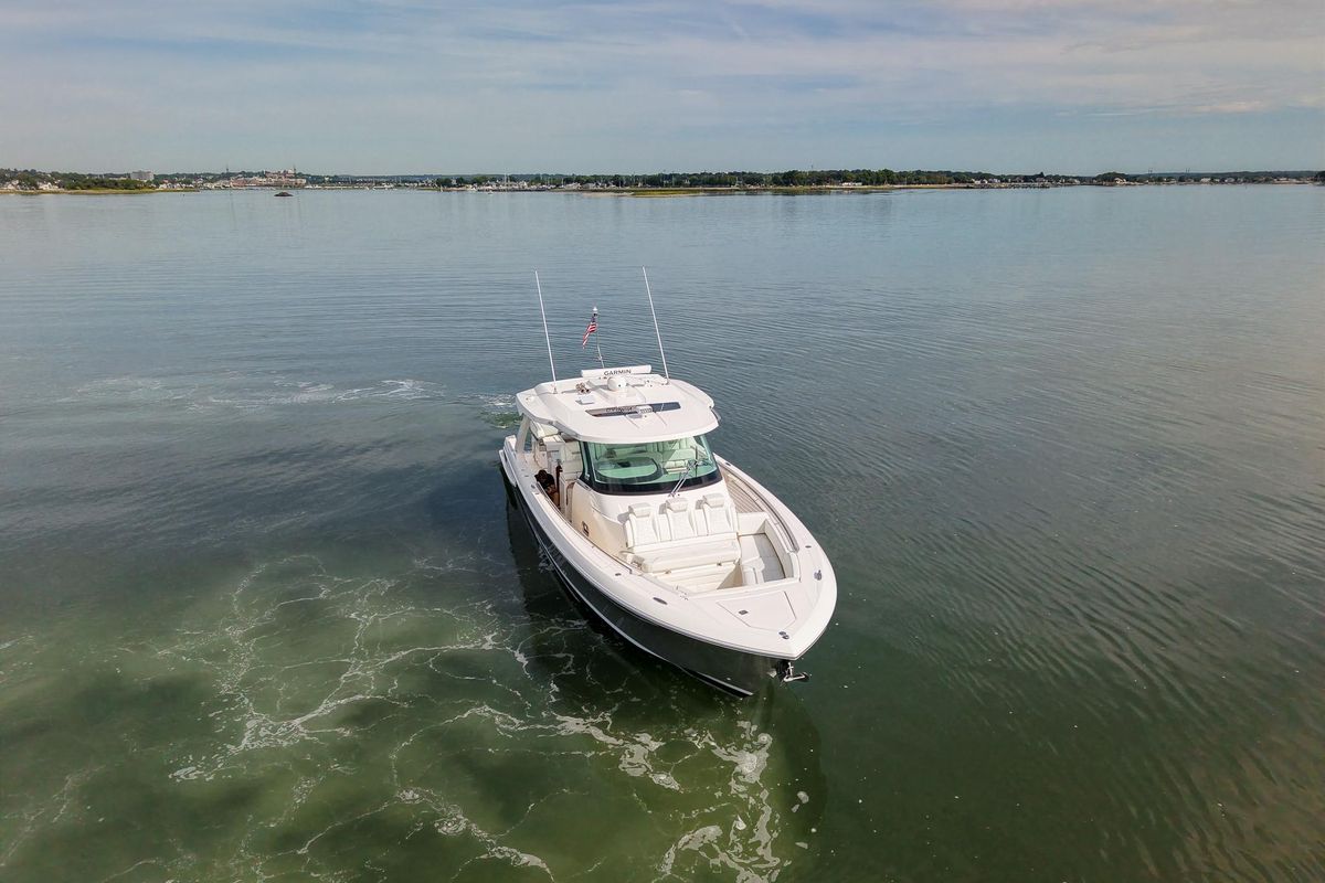 2025 Tiara Yachts 43 