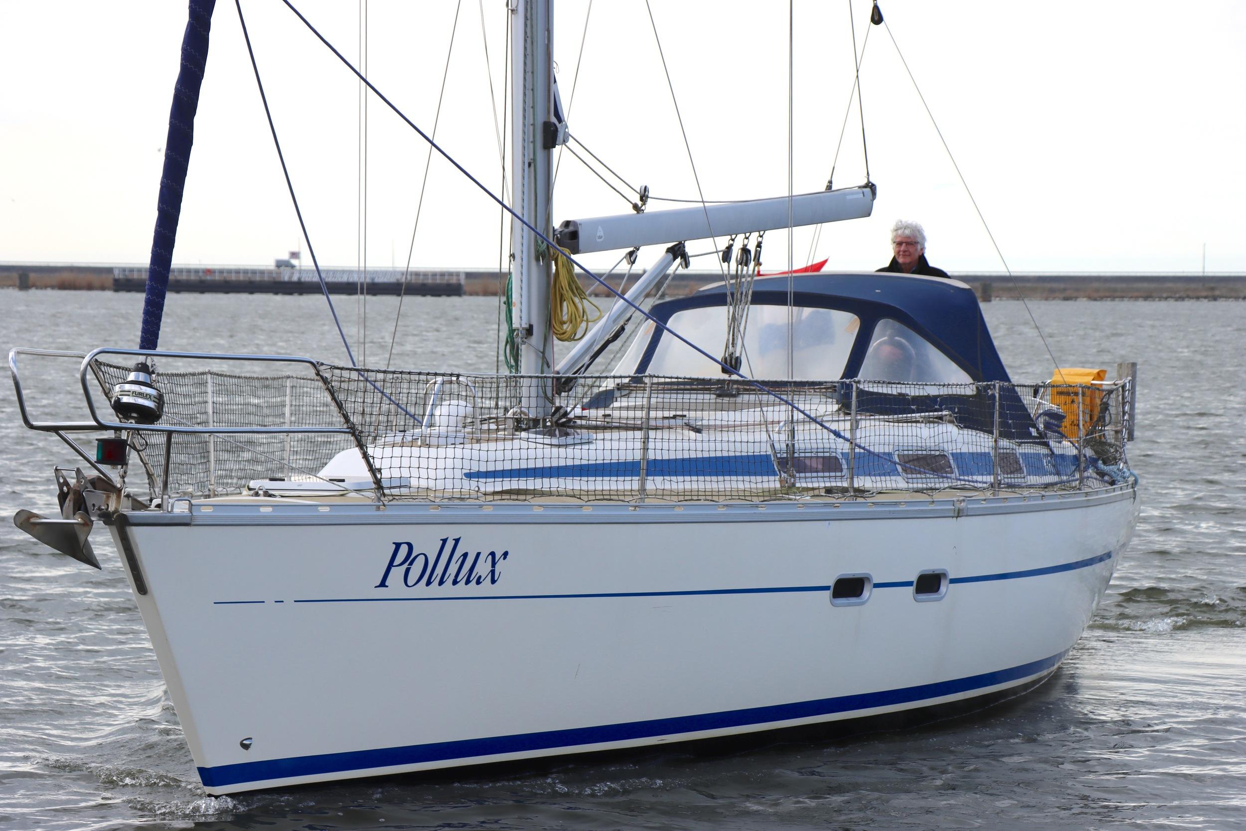 Bavaria 350 Caribic Usado - Cosas de Barcos