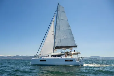 Lagoon 43