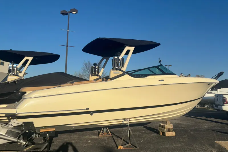  Yacht Photos Pics 2026 Chris-Craft Sportster 28 boat on display, featuring sleek design and modern amenities.