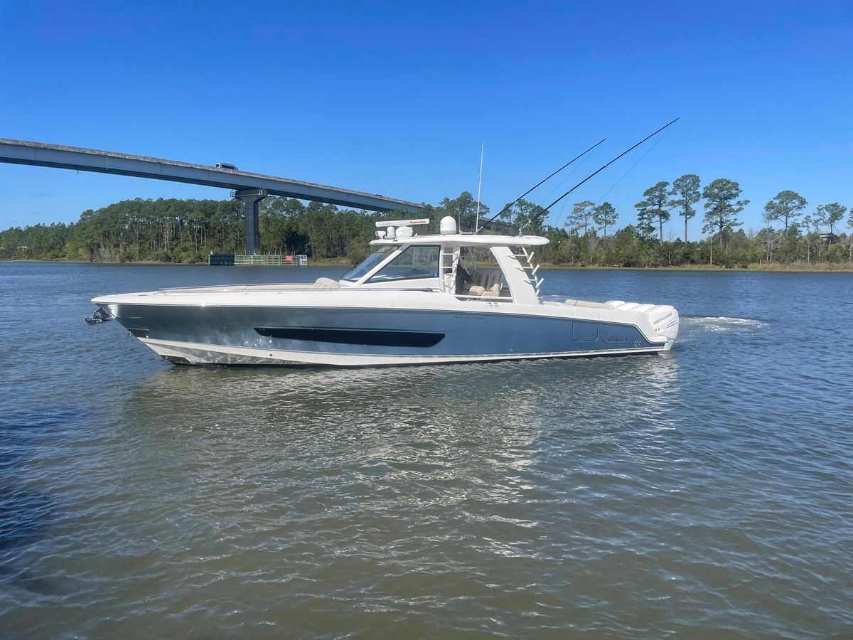 2017 Boston Whaler 42 