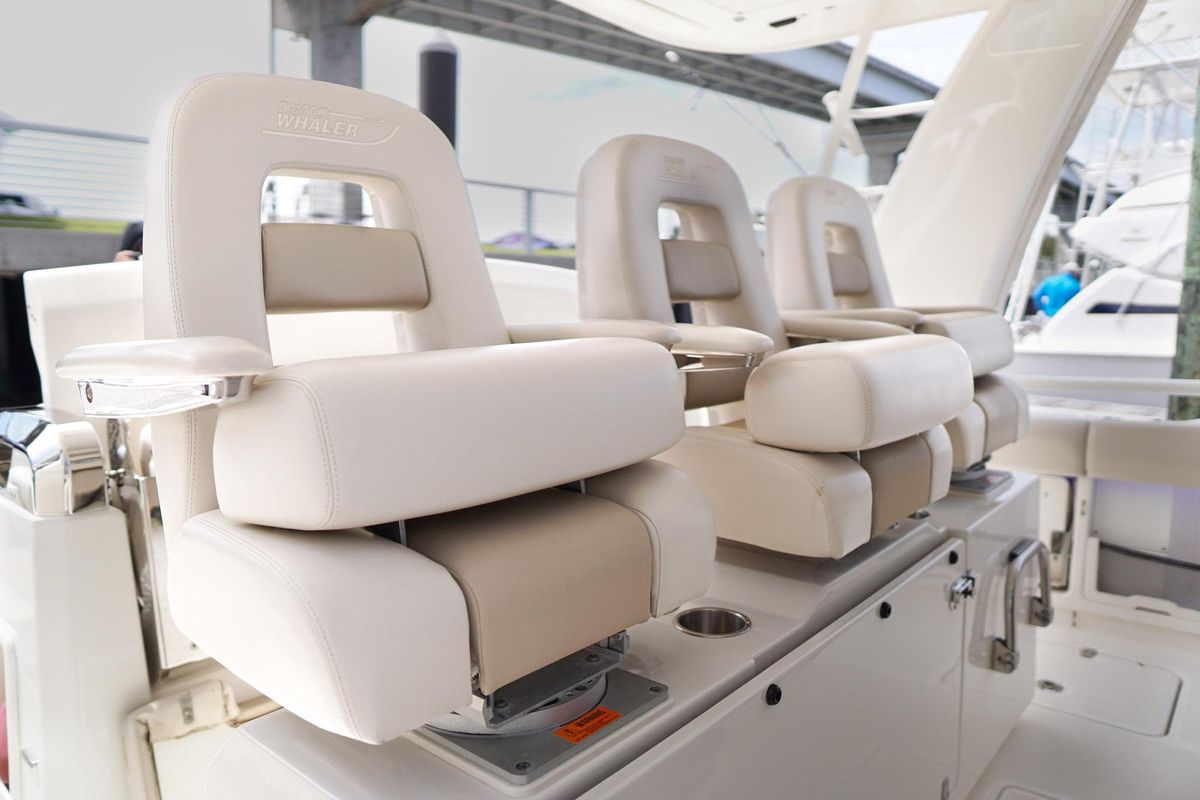 2017 Boston Whaler 42 