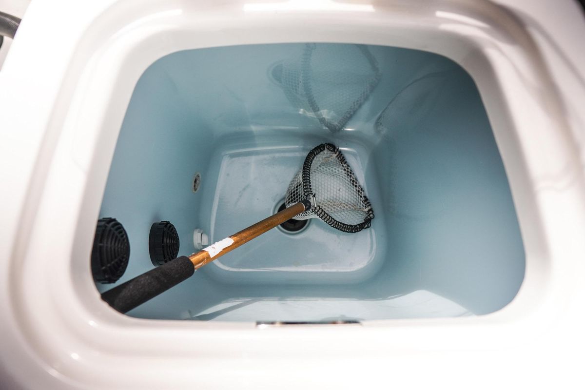 2017 Boston Whaler 42 