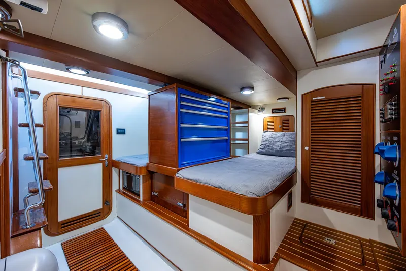 Memory Bank Yacht Photos Pics 