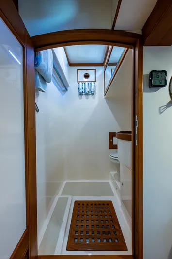 Memory Bank Yacht Photos Pics 