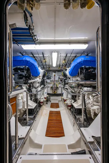 Memory Bank Yacht Photos Pics 