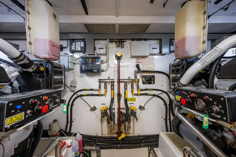 Memory Bank Yacht Photos Pics 