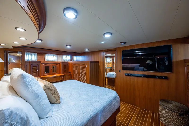 Memory Bank Yacht Photos Pics 