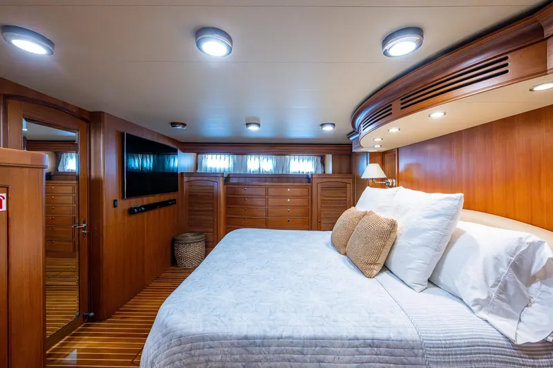 Memory Bank Yacht Photos Pics 