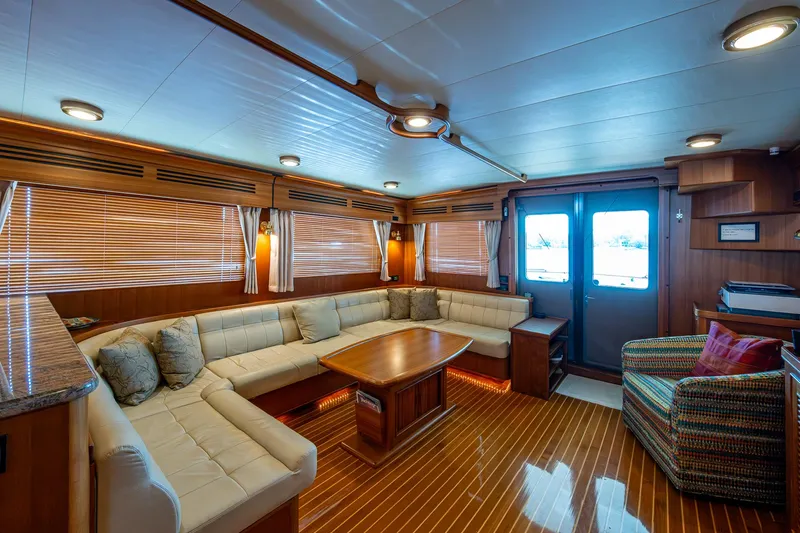 Memory Bank Yacht Photos Pics 