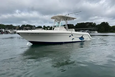 Robalo R260