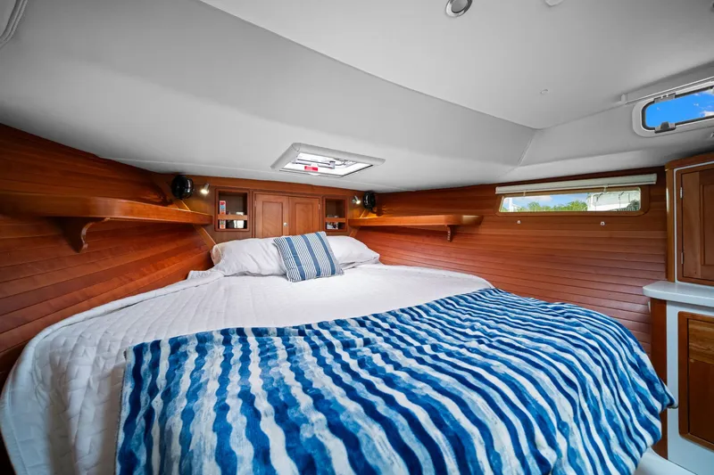 Andiamo Yacht Photos Pics 