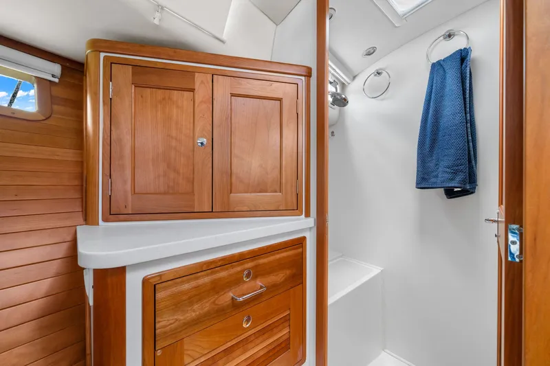 Andiamo Yacht Photos Pics 