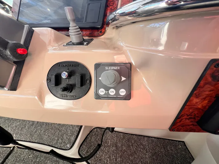 Inspector's Gadget IV Yacht Photos Pics 