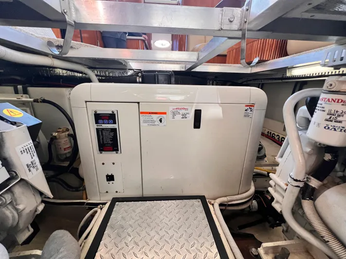 Inspector's Gadget IV Yacht Photos Pics 