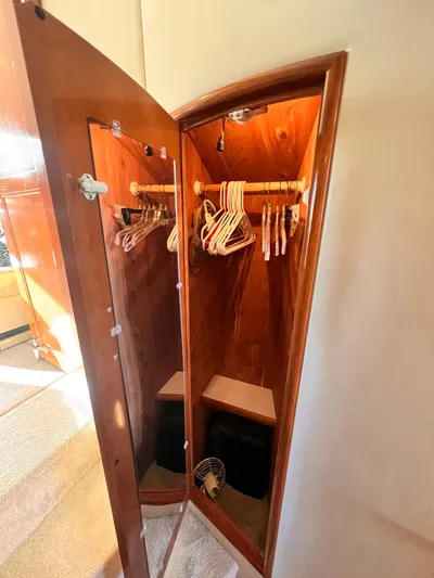 Inspector's Gadget IV Yacht Photos Pics 