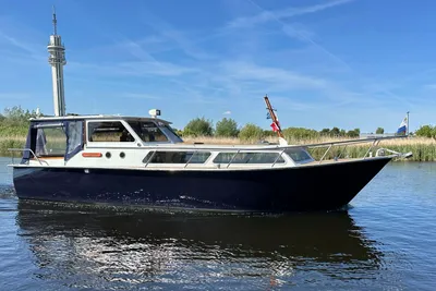 1975 Valkkruiser 1050