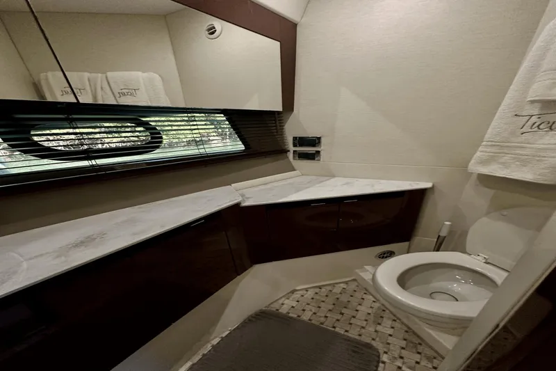 No Name On Record Yacht Photos Pics 