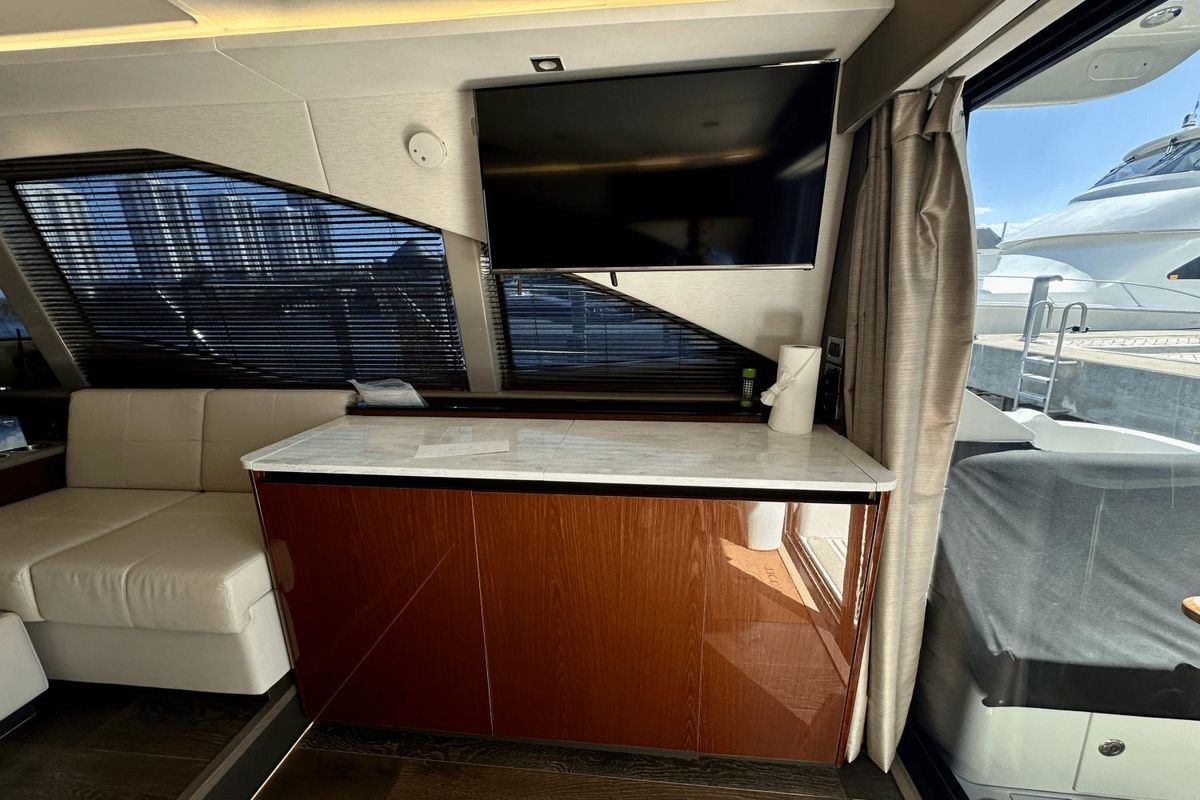 2017 Sea Ray 46 